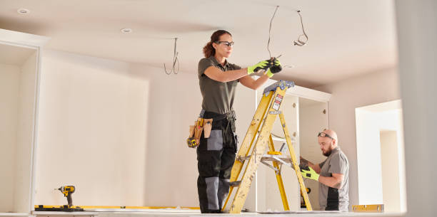Best Licensed Electrician  in Russell, KY